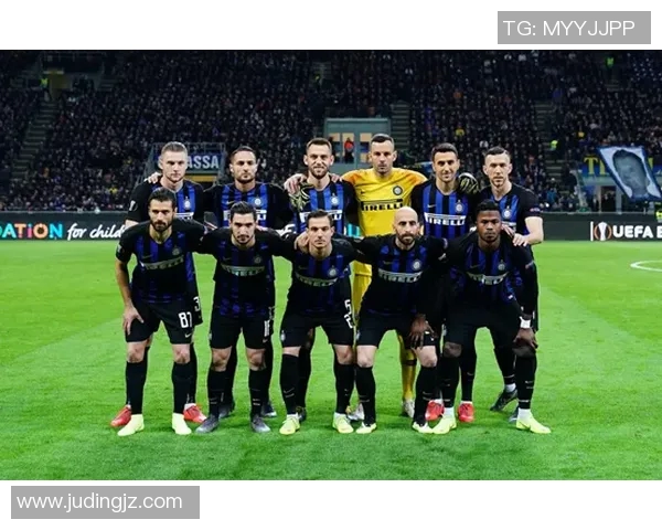 国际米兰继续不败赛季,刷新俱乐部历史纪录,争夺意甲冠军席位 国际米兰继续不败赛季,刷新俱乐部历史纪录,争夺意甲冠军席位