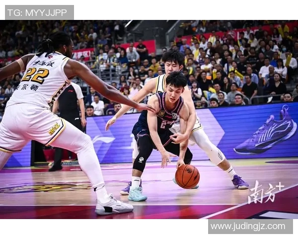 广东宏远主场连胜被终结,郭艾伦状态走低难救主 广东宏远主场连胜被终结,郭艾伦状态走低难救主