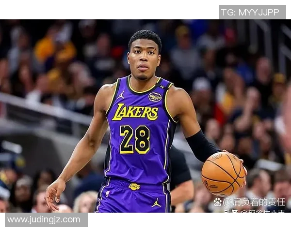 湖人队核心球员伤愈复出,球队士气高涨 湖人队核心球员伤愈复出,球队士气高涨