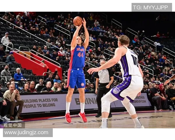 活塞主场惨遭逆转，输球成暌违，教练大发雷霆要全队警醒