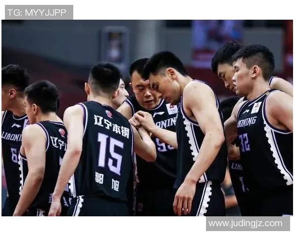 辽宁男篮球迷热议：球队冲击总冠军还有希望吗？