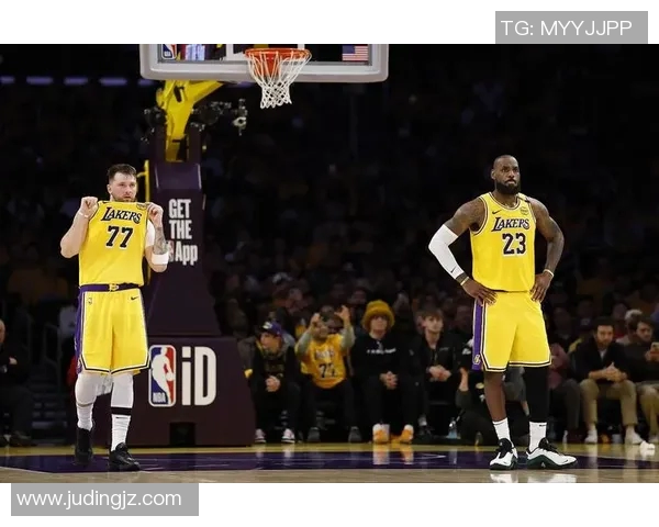 詹姆斯领军湖人擒雄鹿，取得连胜：紫金军团再度展现冠军气质